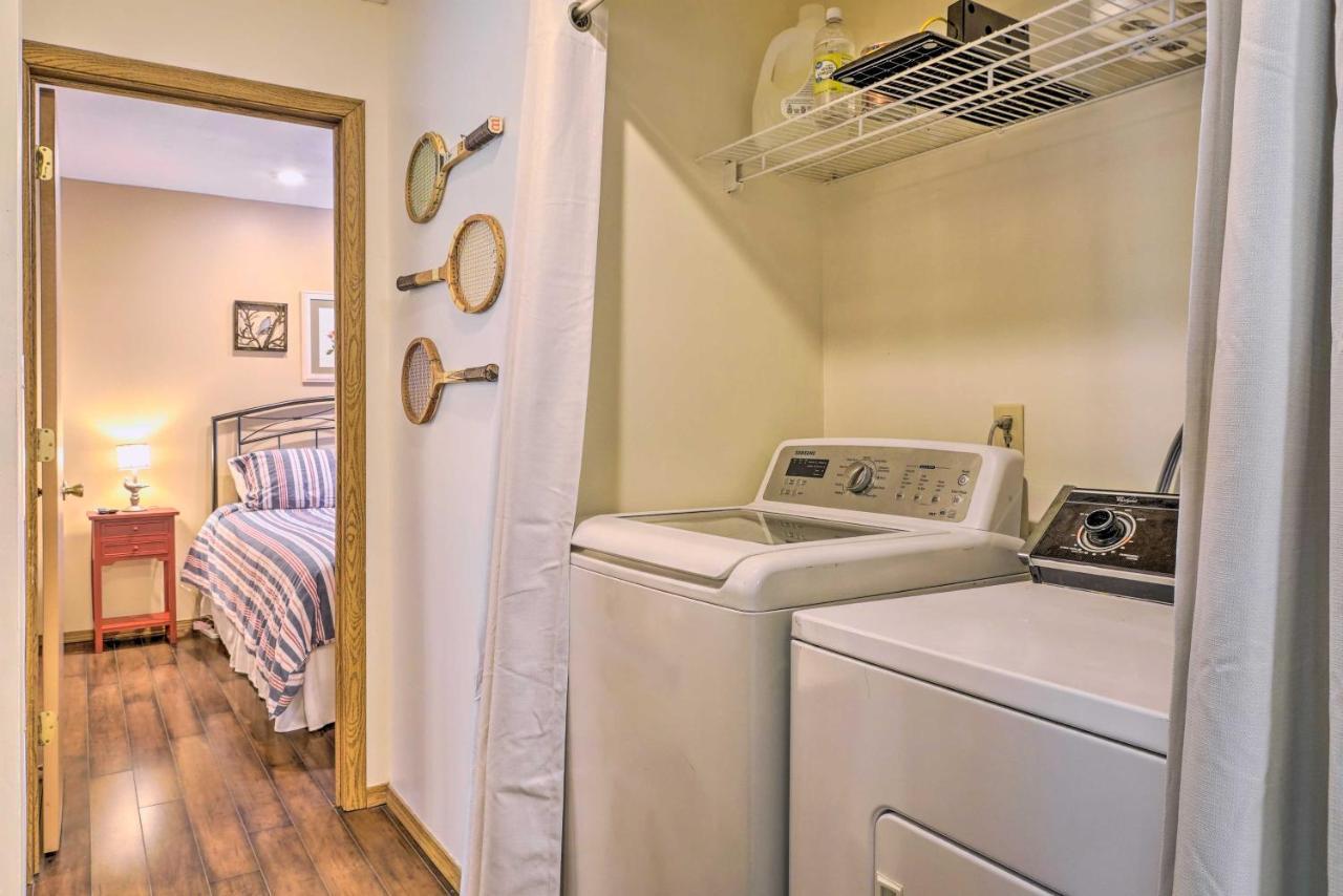 Pet-Friendly Branson Retreat With Pool And Golf Access Leilighet Eksteriør bilde